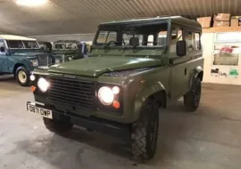 Land Rover® 90 * Low Mileage and Power Steering* (DWP)
