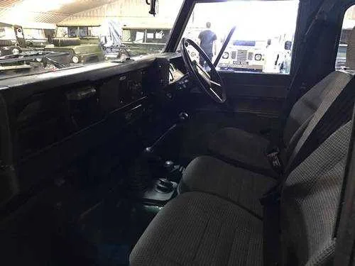 Land Rover® 90 * Low Mileage and Power Steering* (DWP)
