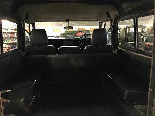 Land Rover® 90 * Low Mileage and Power Steering* (DWP)