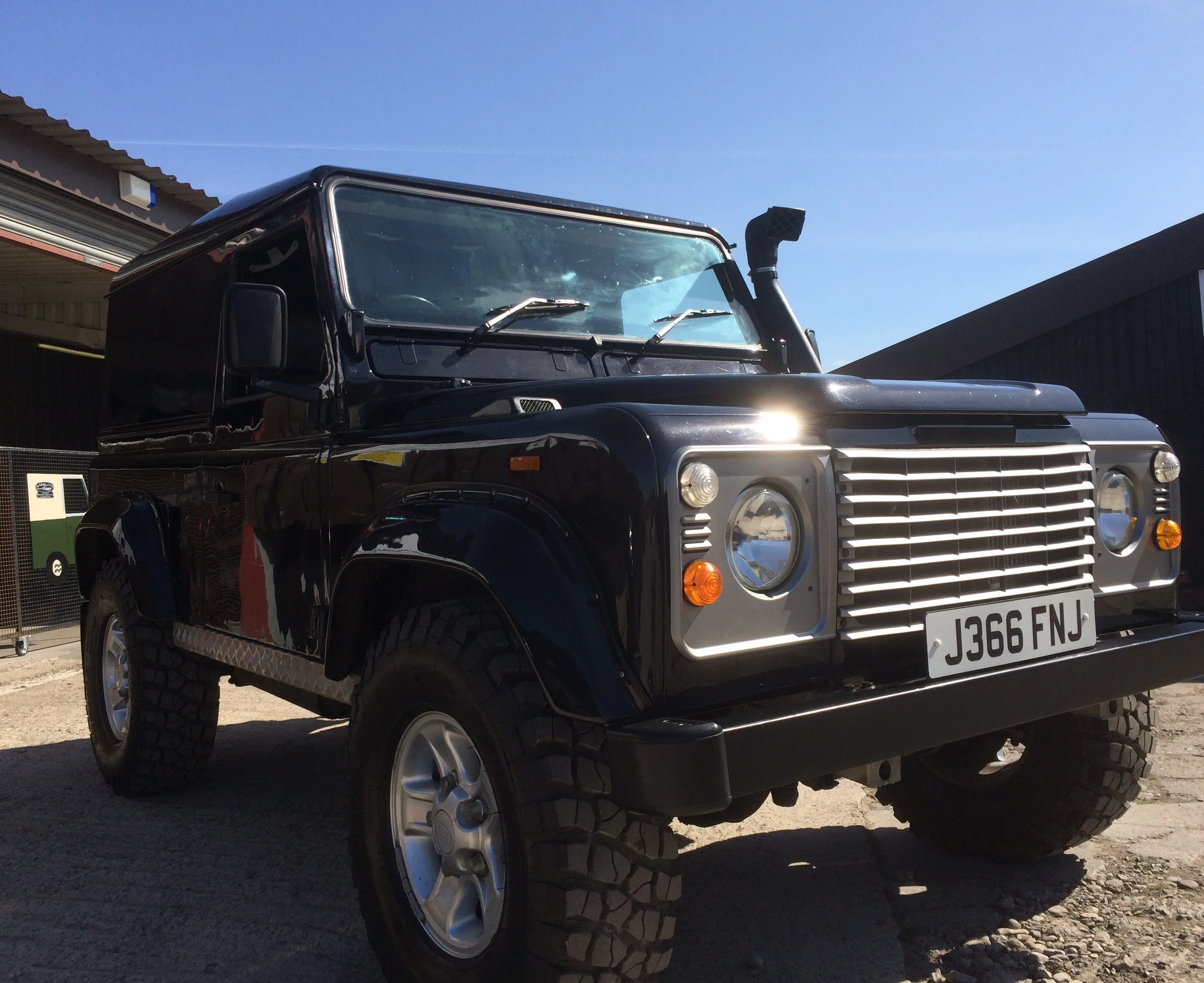 Land Rover® 90 in Java Black (1992)