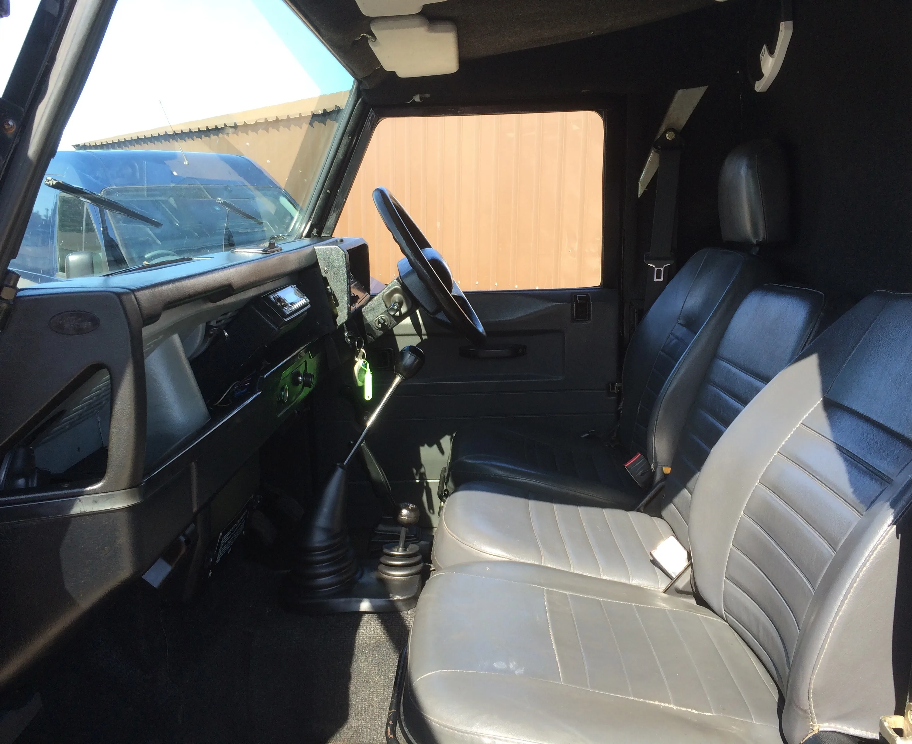 Land Rover® 90 in Java Black (1992)