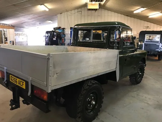 Land Rover® 109 Pickup *Ex-Military *(ACF)