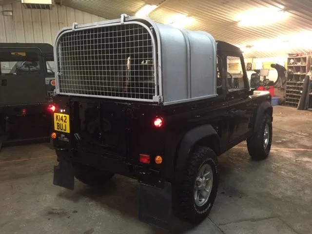Land Rover® 90 Truckcab (1993) (BUJ)
