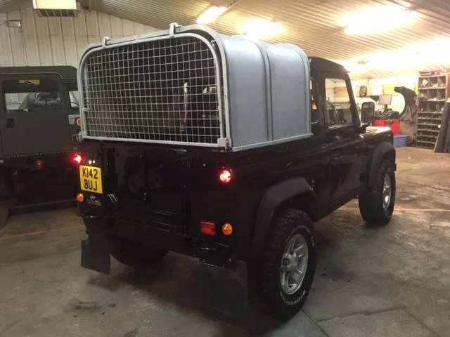 Land Rover® 90 Truckcab (1993) (BUJ)