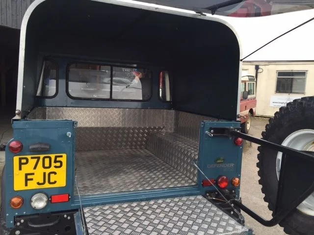 Land Rover® 90 *Refurbished* (FJC)