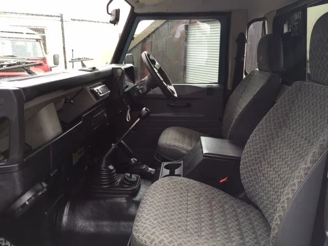 Land Rover® 90 *Refurbished* (FJC)