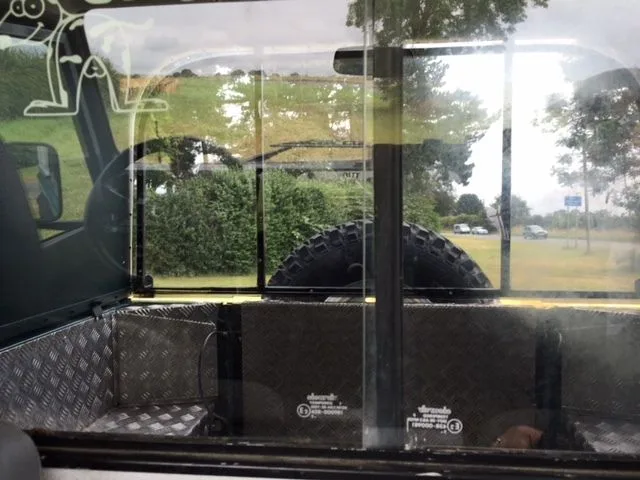Land Rover® 90 *Refurbished* (FJC)