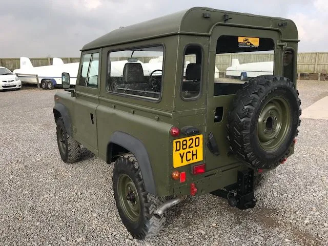 Land Rover ® 90 *Ex-Military* (YCH)