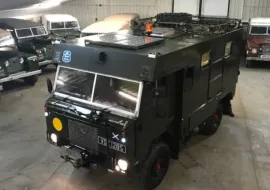 Land Rover ® 101 FC *Camper Conversion* (VOX)