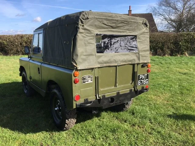Land Rover® Series 2a *Soft Top* (PNT)