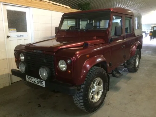 Land Rover® 110 Crewcab Alveston Red