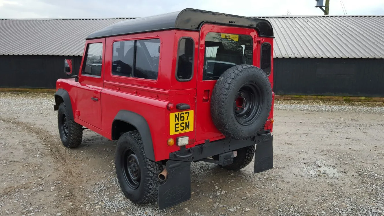 Land Rover® 90 *Famous* (ESM)