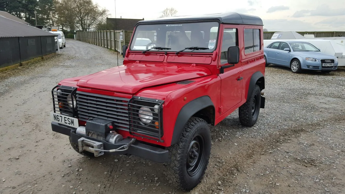 Land Rover® 90 *Famous* (ESM)