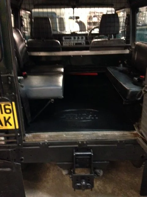 Land Rover® 90 300tdi (OAK)