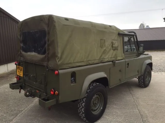 Land Rover® 110 Tithonus LHD (TUJ)