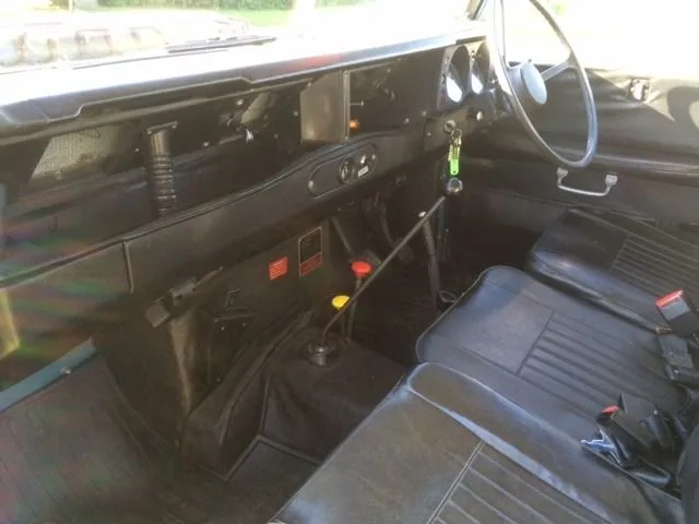 Land Rover® 109 Station Wagon *Galvanised Chassis* (XAT)
