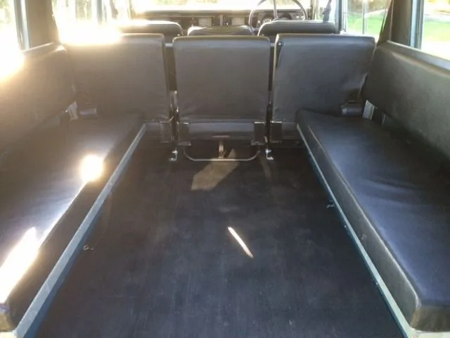 Land Rover® 109 Station Wagon *Galvanised Chassis* (XAT)