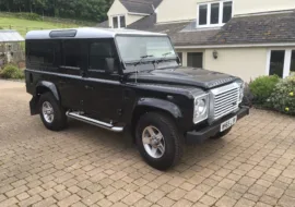 Land Rover® Defender 110 XS *NEW* (LVR)