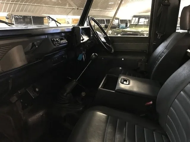 Land Rover ® 90 *Ex-Military* (YCH)