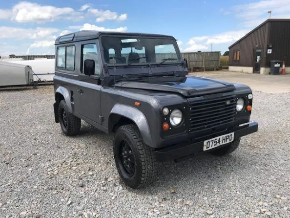 Land Rover ® 90 *Petrol - Exportable* (HPO)