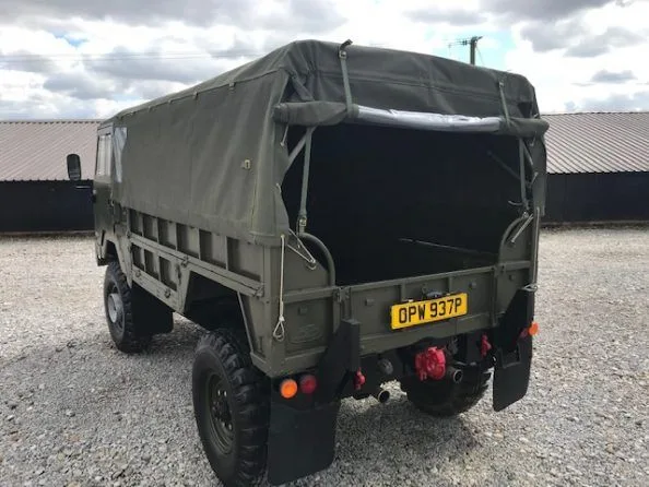 Land Rover® 101 Forward Control 12v RHD *Original V8* (OPW)