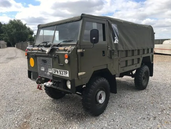 Land Rover® 101 Forward Control 12v RHD *Original V8* (OPW)