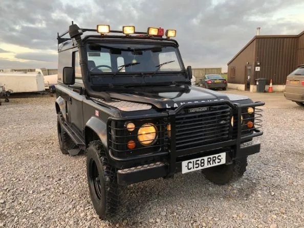 Land Rover ® 90 *Galvanised Chassis Rebuild* (RRS)