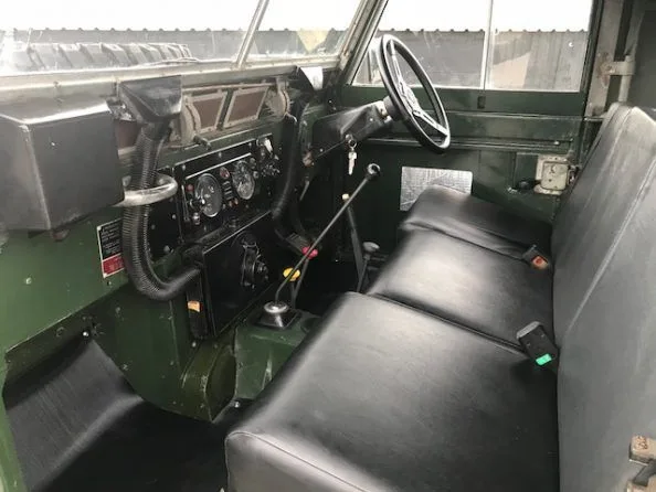 Land Rover® Lightweight in Drab Olive (1981)