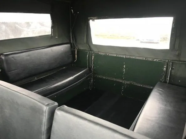 Land Rover® Lightweight in Drab Olive (1981)