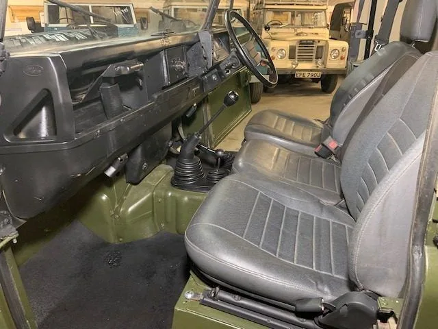 Land Rover® 90 *Power Steering & Soft-Top* (SRB)