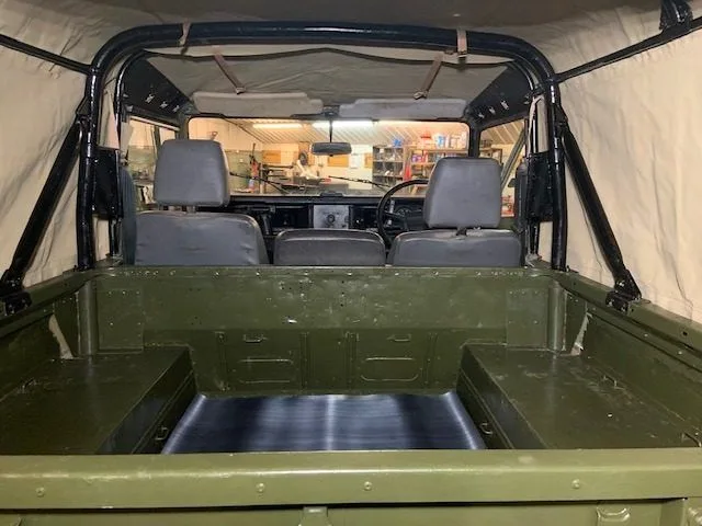 Land Rover® 90 *Power Steering & Soft-Top* (SRB)