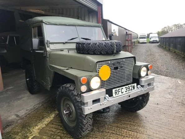 Land Rover® Lightweight *High Specification* (RFC)