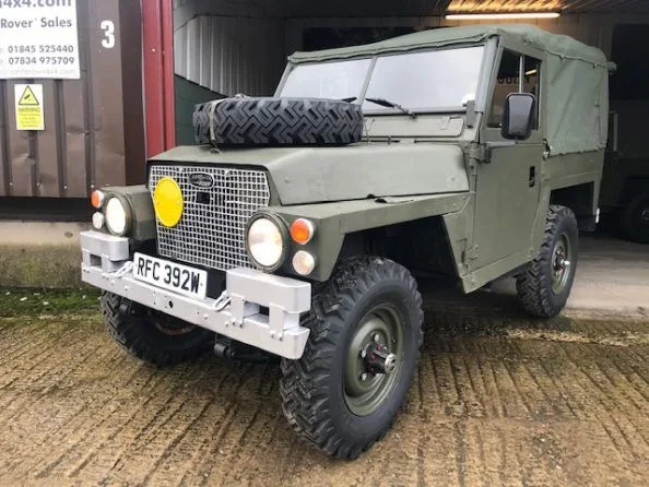 Land Rover® Lightweight *High Specification* (RFC)