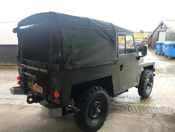 Land Rover® Lightweight *High Specification* (RFC)