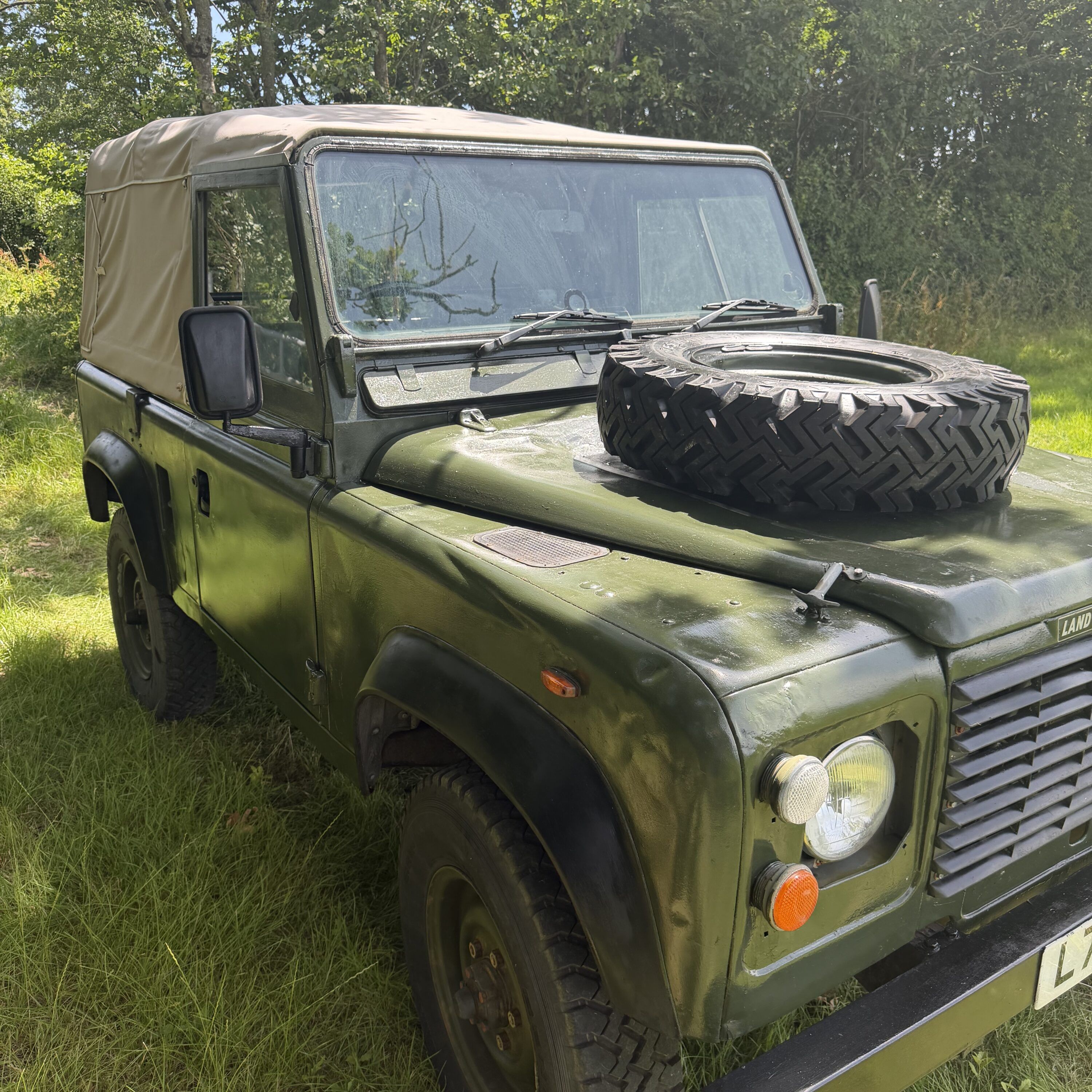 Land Rover® 90 *Galv Bulkhead Rebuild - 7 Seater* (RYD)
