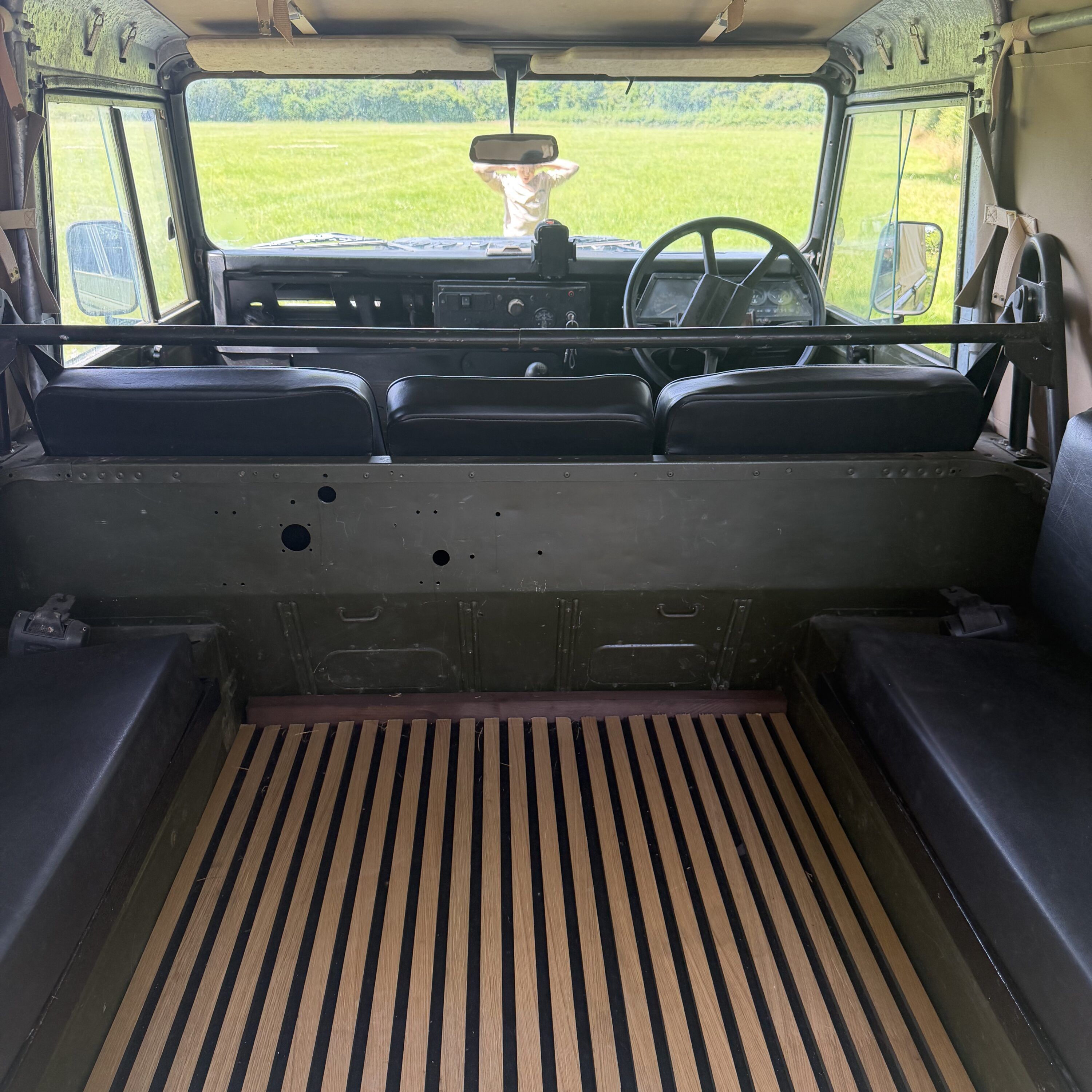 Land Rover® 90 *Galv Bulkhead Rebuild - 7 Seater* (RYD)