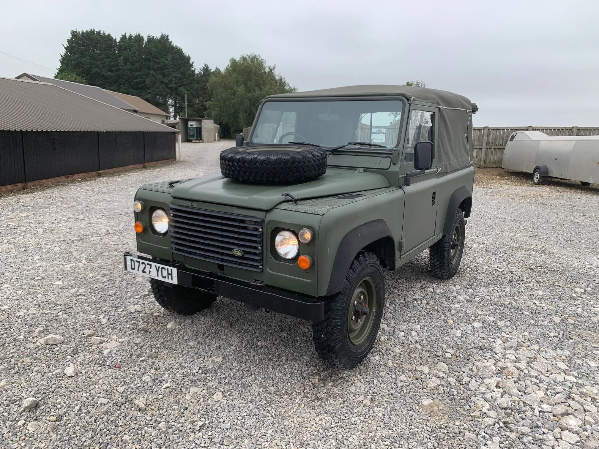 Land Rover® 90 *Ex-Military Ragtop* (YCH)