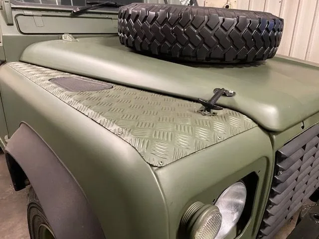 Land Rover® 90 *Ex-Military Ragtop* (YCH)