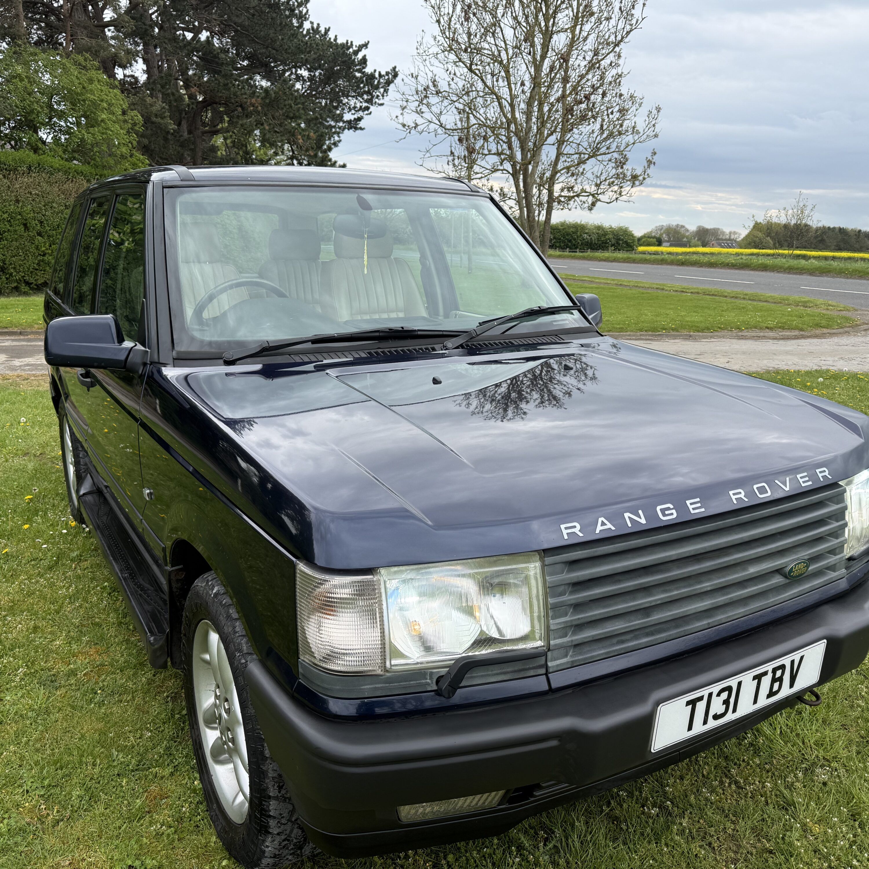 Land Rover® Range Rover P38 *4.6L V8 HSE – High Spec* (TBV)