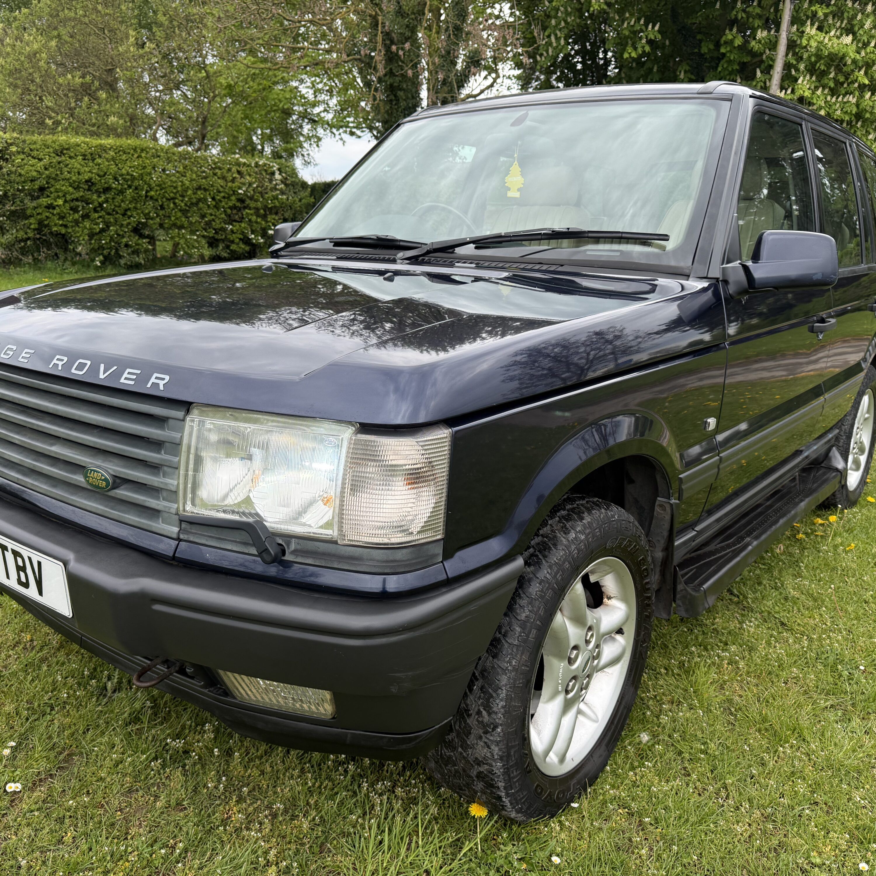 Land Rover® Range Rover P38 *4.6L V8 HSE – High Spec* (TBV)