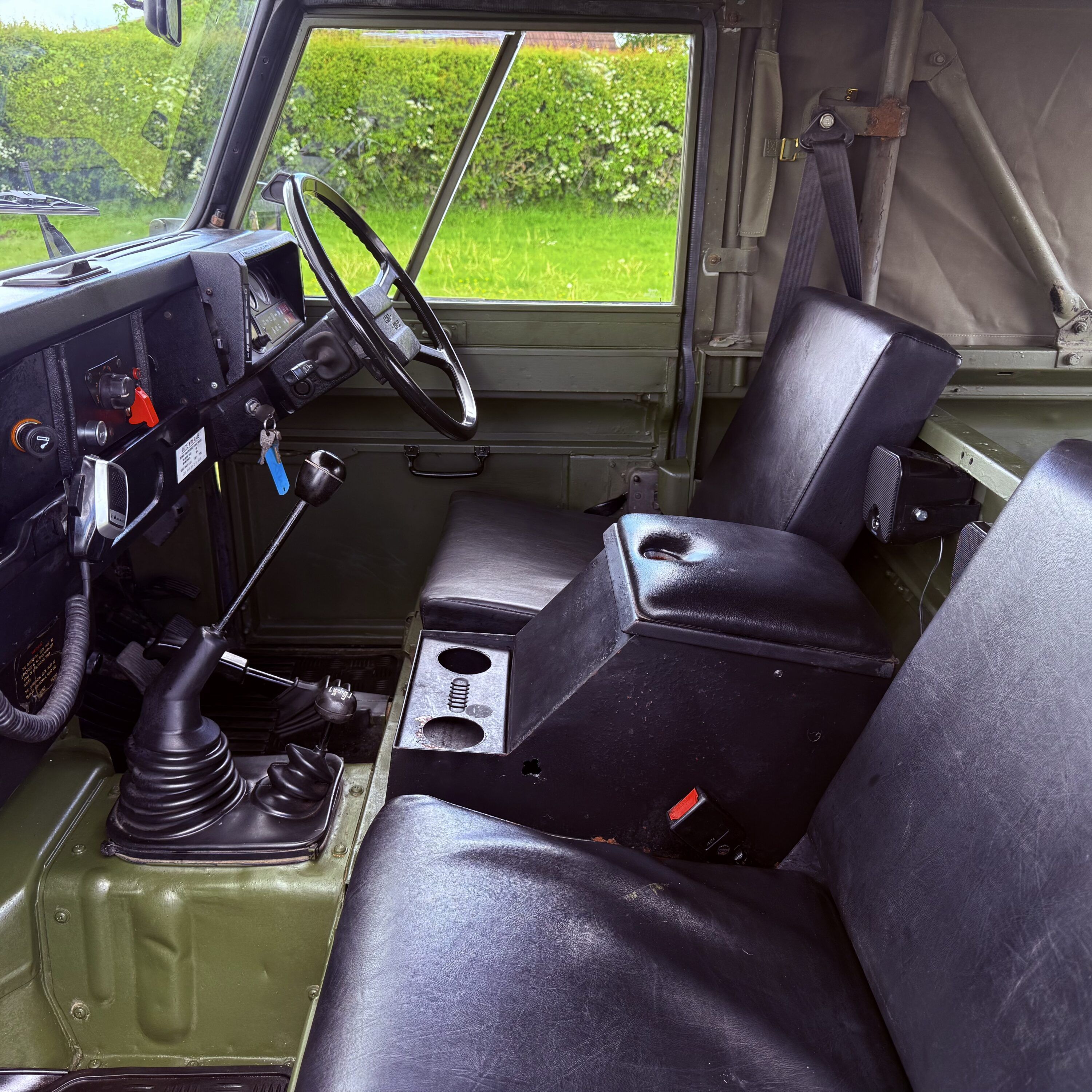 Land Rover®️ 90 *Imminent Tax & MOT Exemption* (XLM)