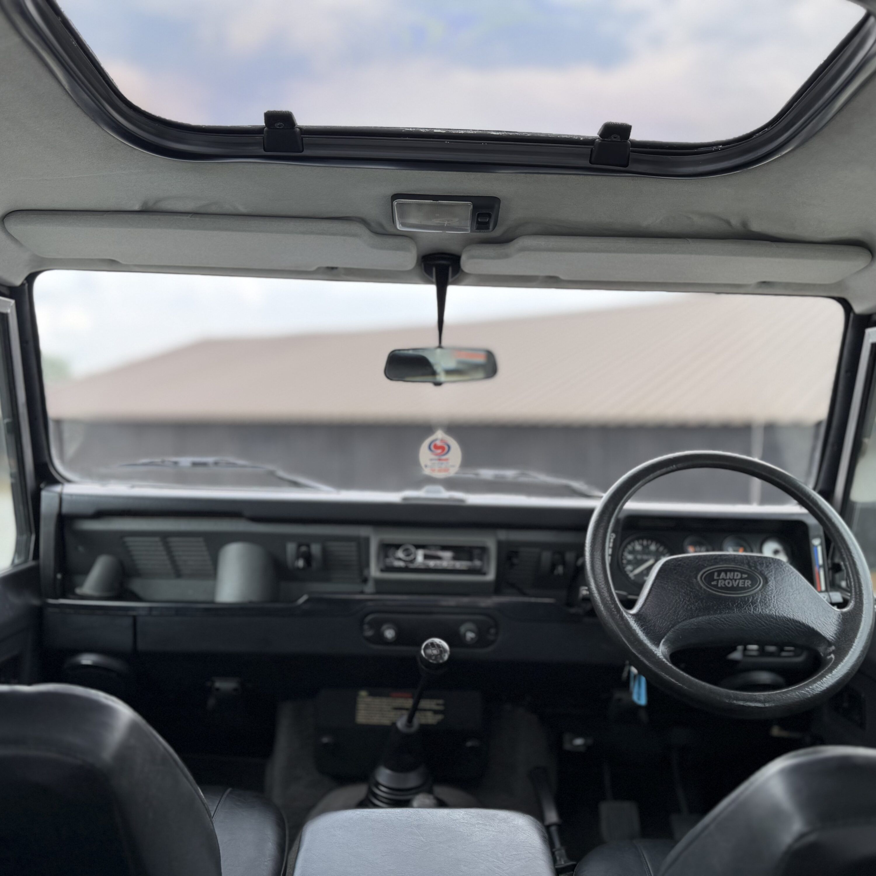 Land Rover® Defender 90 *Incredible Spec - Galv Chassis Station Wagon* (MGM)