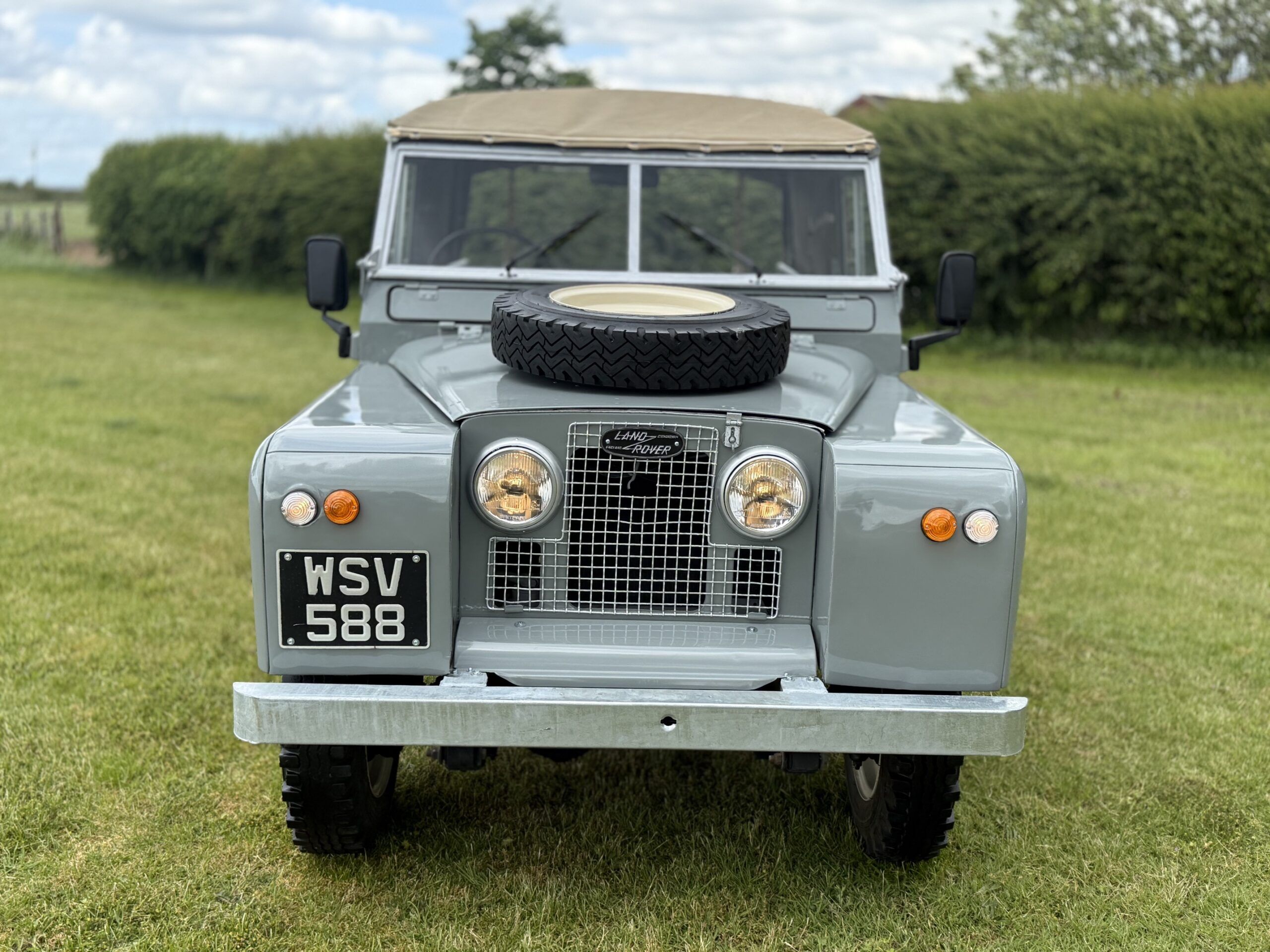 Land Rover® Series 2 *Galvanised Chassis - 7 Seater* (WSV)