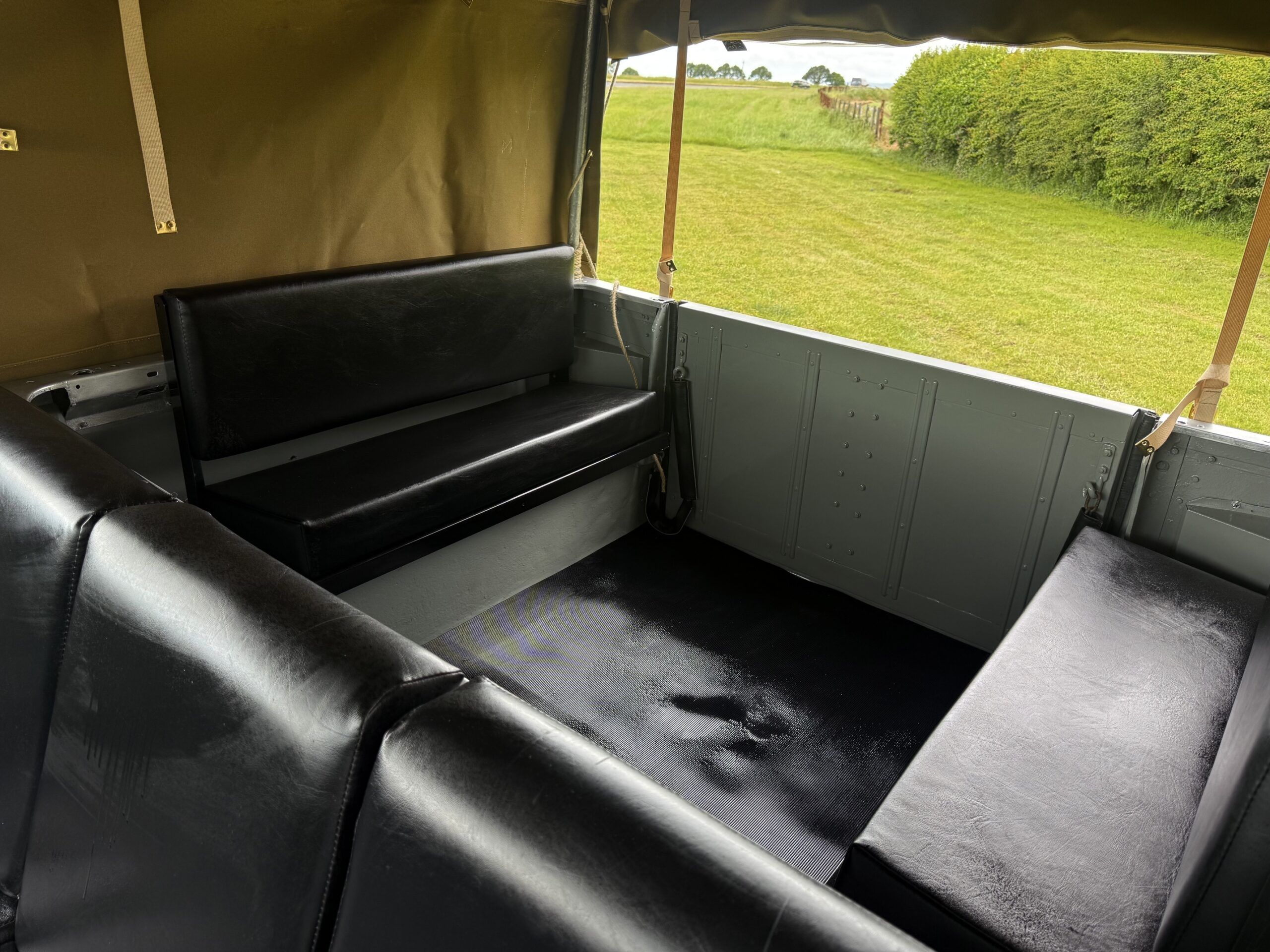 Land Rover® Series 2 *Galvanised Chassis - 7 Seater* (WSV)