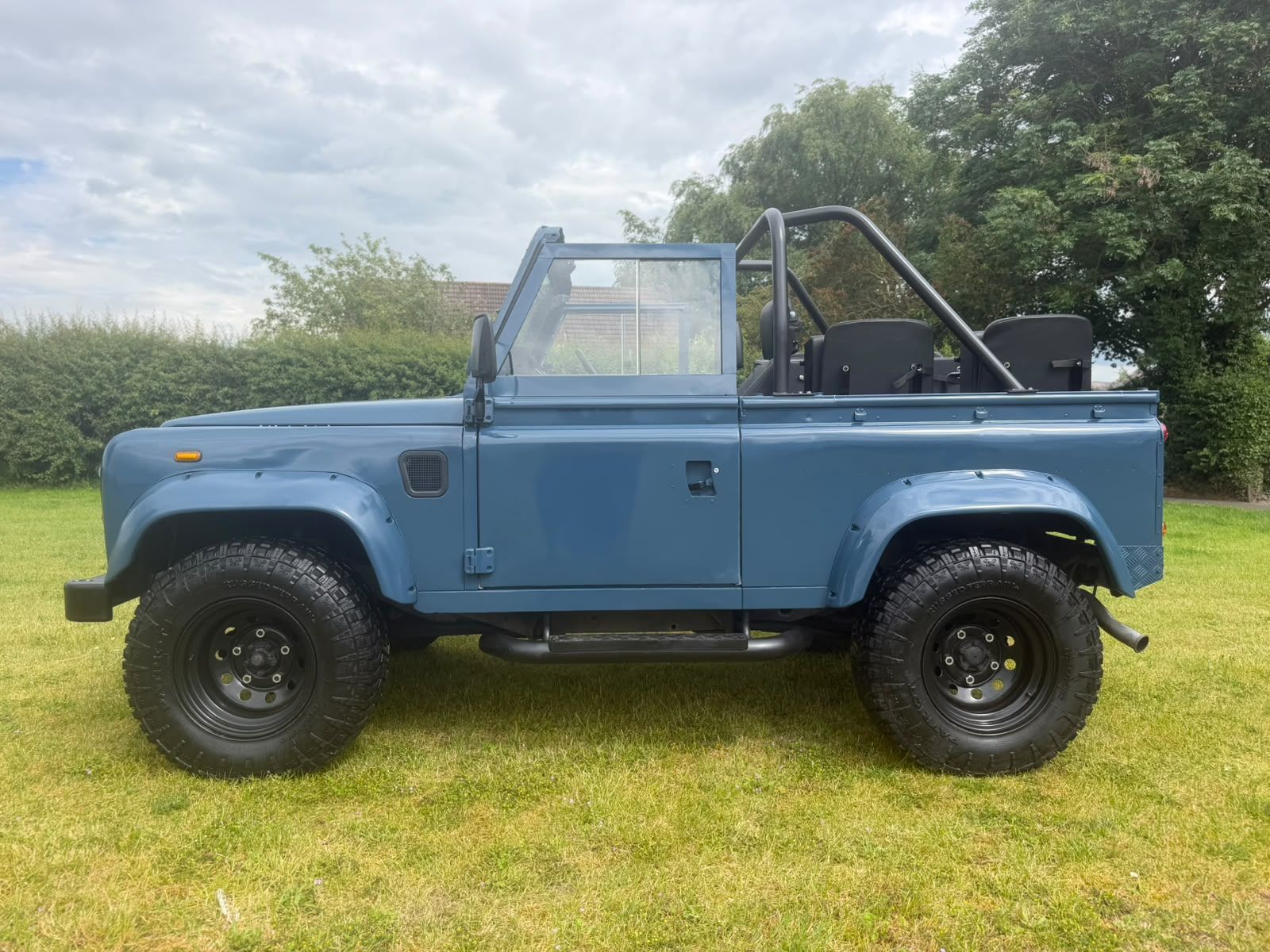 Land Rover® Defender 90 *Galv Chassis 200TDI* (LFO)
