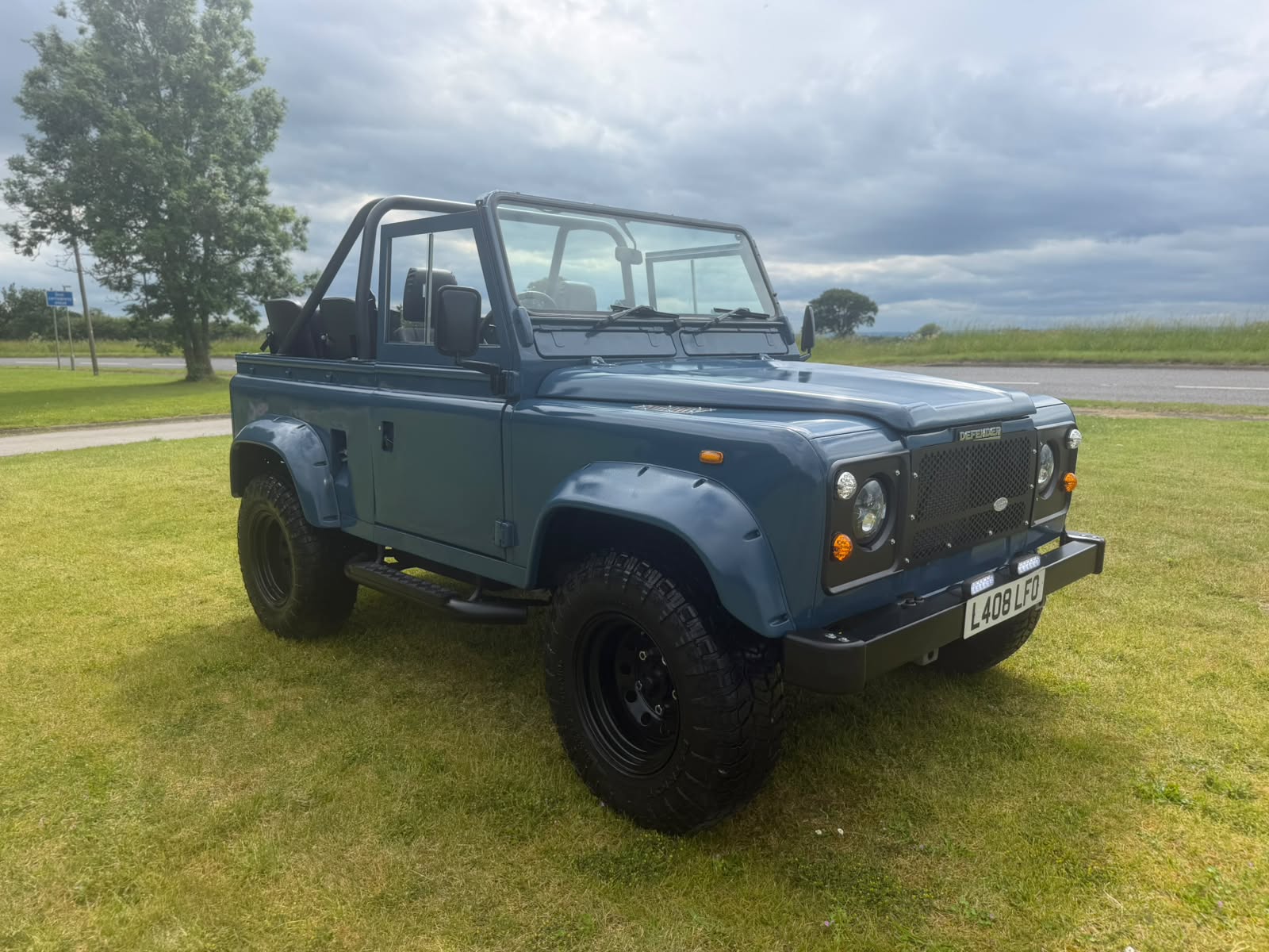 Land Rover® Defender 90 *Galv Chassis 200TDI* (LFO)