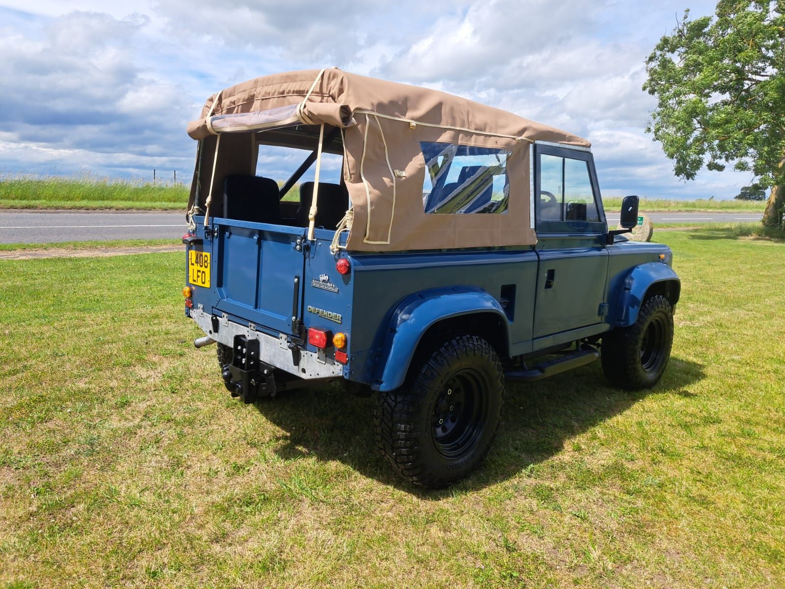 Land Rover® Defender 90 *Galv Chassis 200TDI* (LFO)