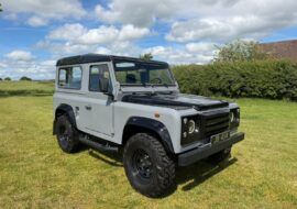 Land Rover® Defender *LHD - Low Mileage* (JB)