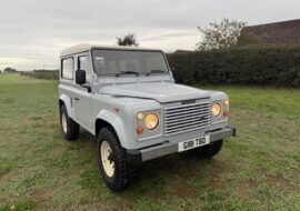 Land Rover® Defender 90 *Station Wagon Configuration* (TBD)
